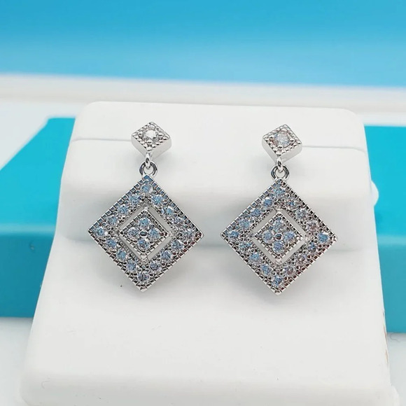 "925 Sterling Silver CZ Beautiful Earrings for Women, 1USPAR4281  a - Picture 1 of 11